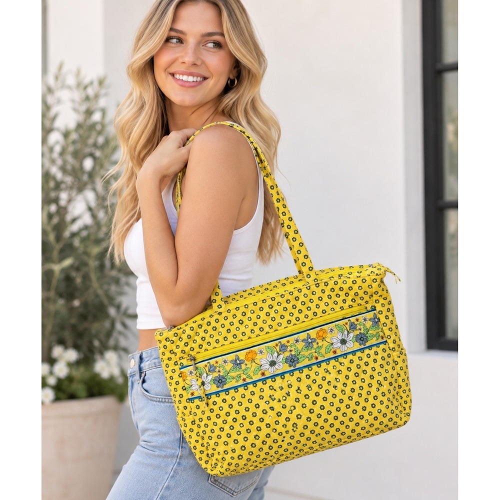 Yellow Floral Quilted Tote Bag Daisy Print Travel Shoulder Bag Y2K